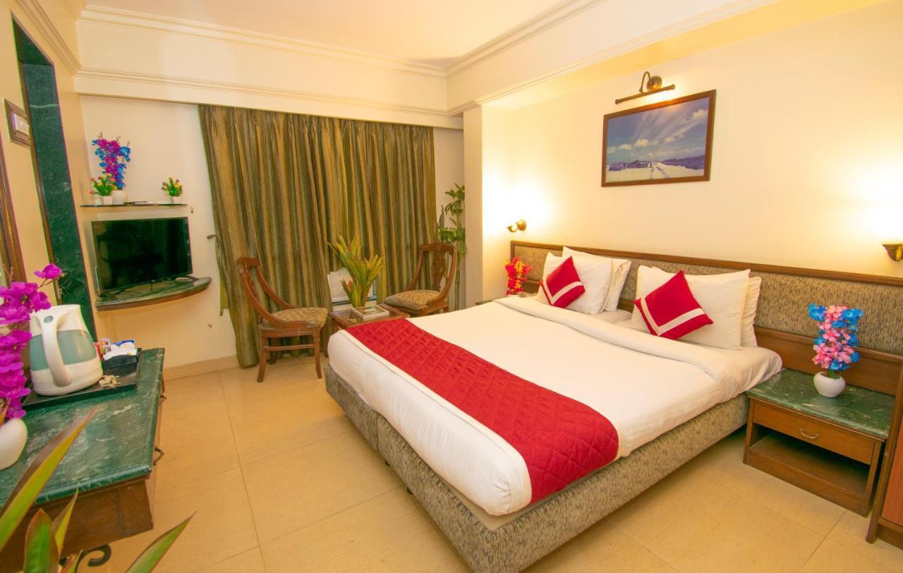 Hotel Octave Bund Garden Pune Exterior foto